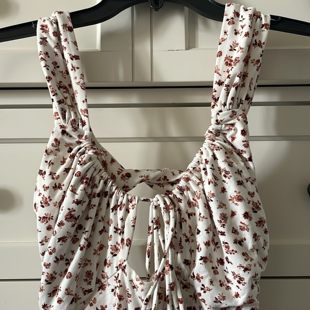 Urban Outfitters Women’s White Ditsy Floral Ruched Cottagecore Ruffle Hem Dress - Picture 2 of 10